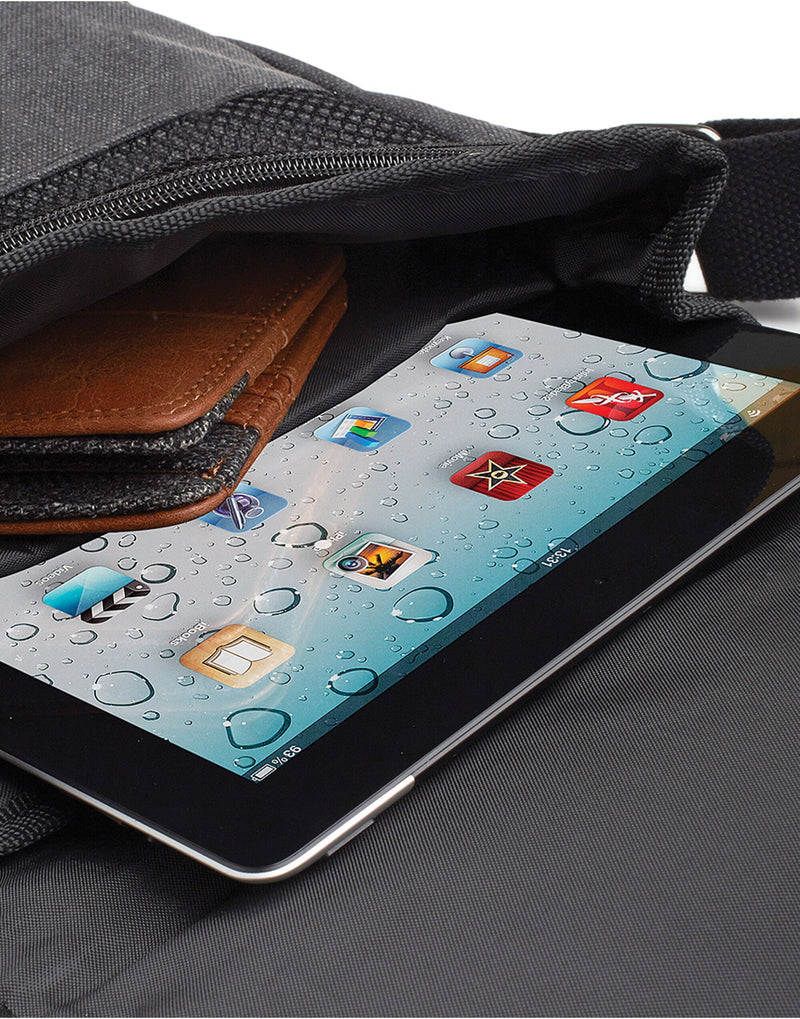 Quadra Vintage Canvas iPad/Tablet Reporter QD624