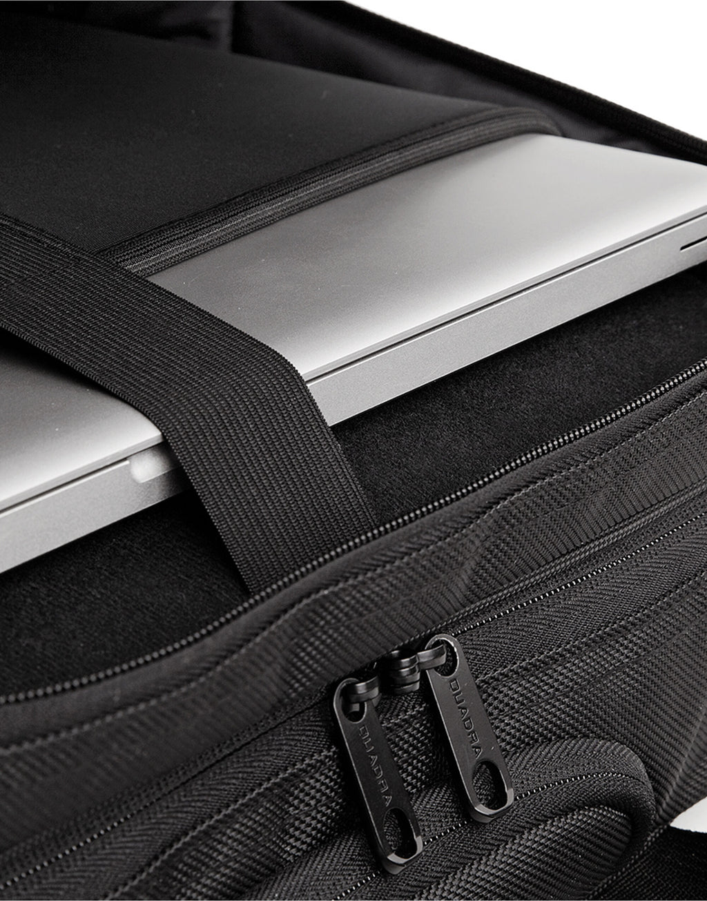 Quadra Tungsten Mobile Office Bag QD973