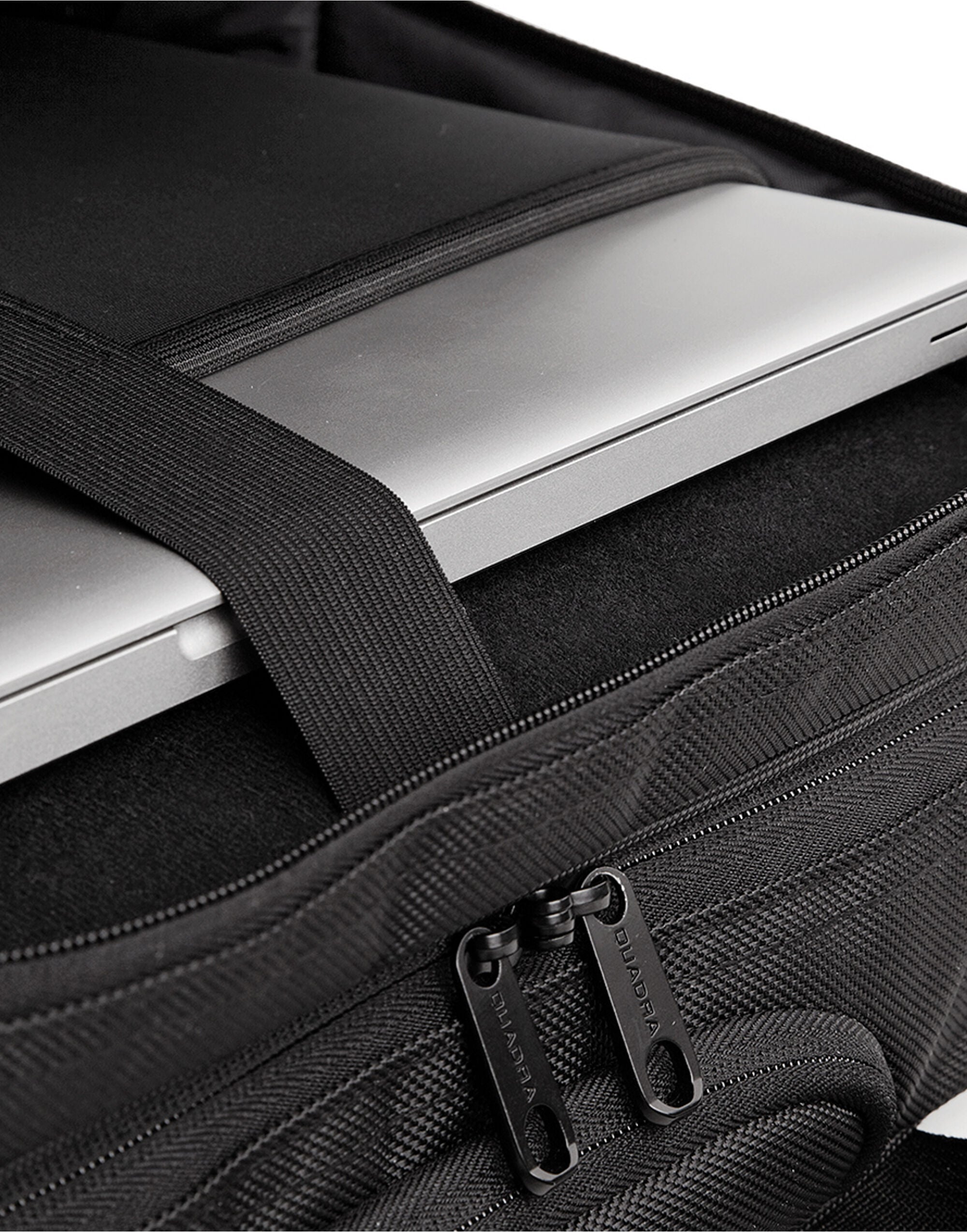 Quadra Tungsten Mobile Office Bag QD973