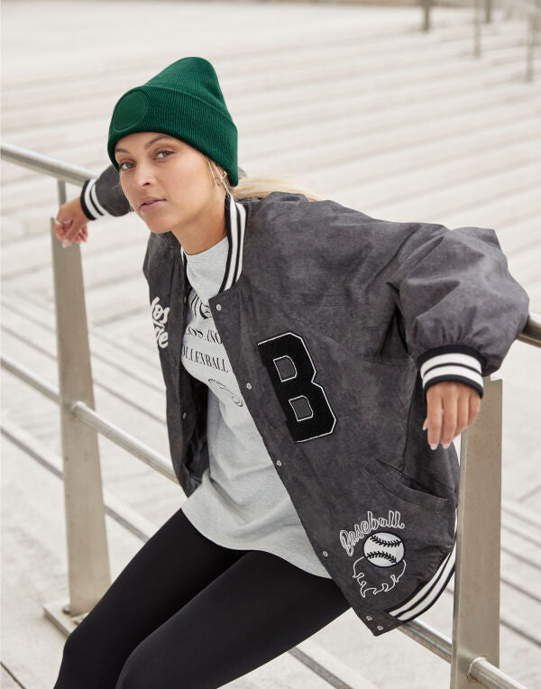 Beechfield  Circular Patch Beanie B446 B446